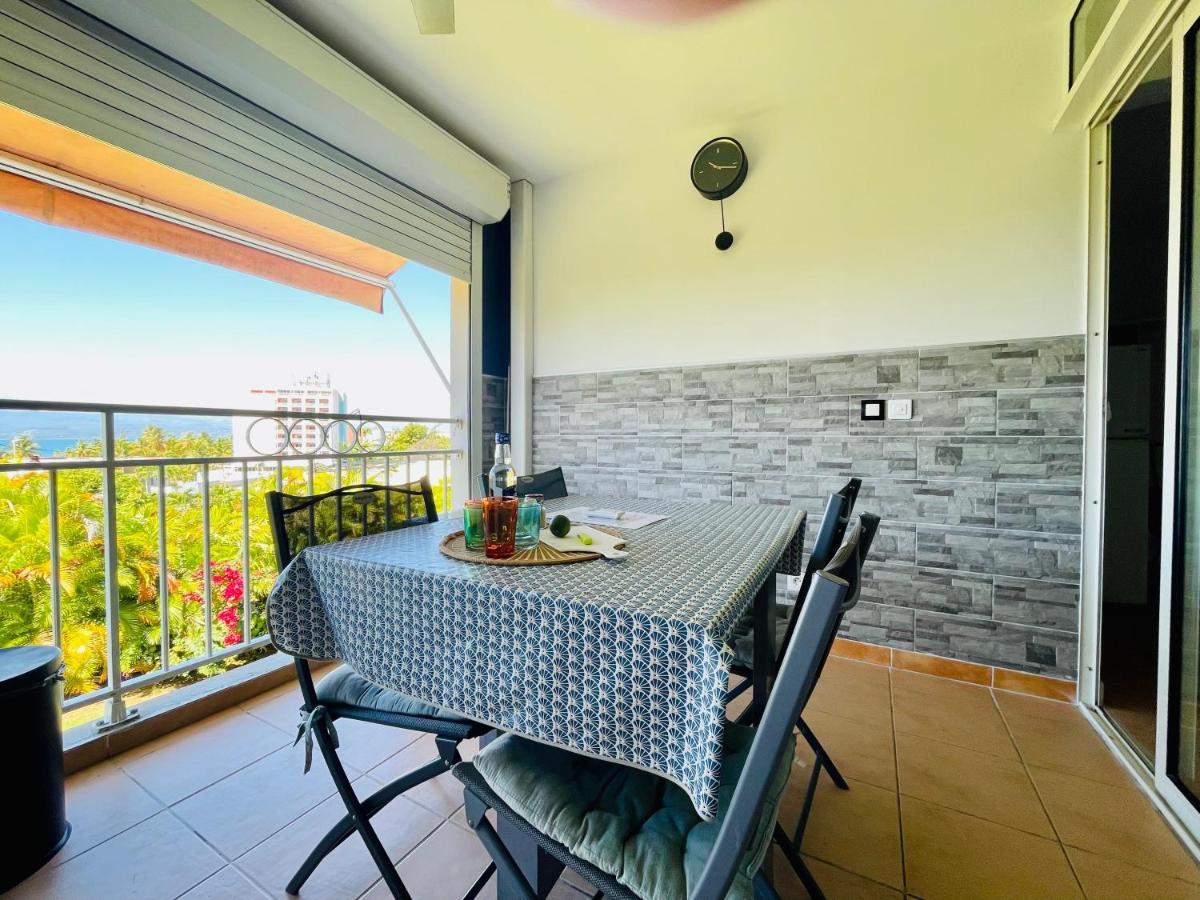 Appartement Vue Mer, Piscine, Dans Quartier Prise De Gosier Le Gosier  Exterior photo
